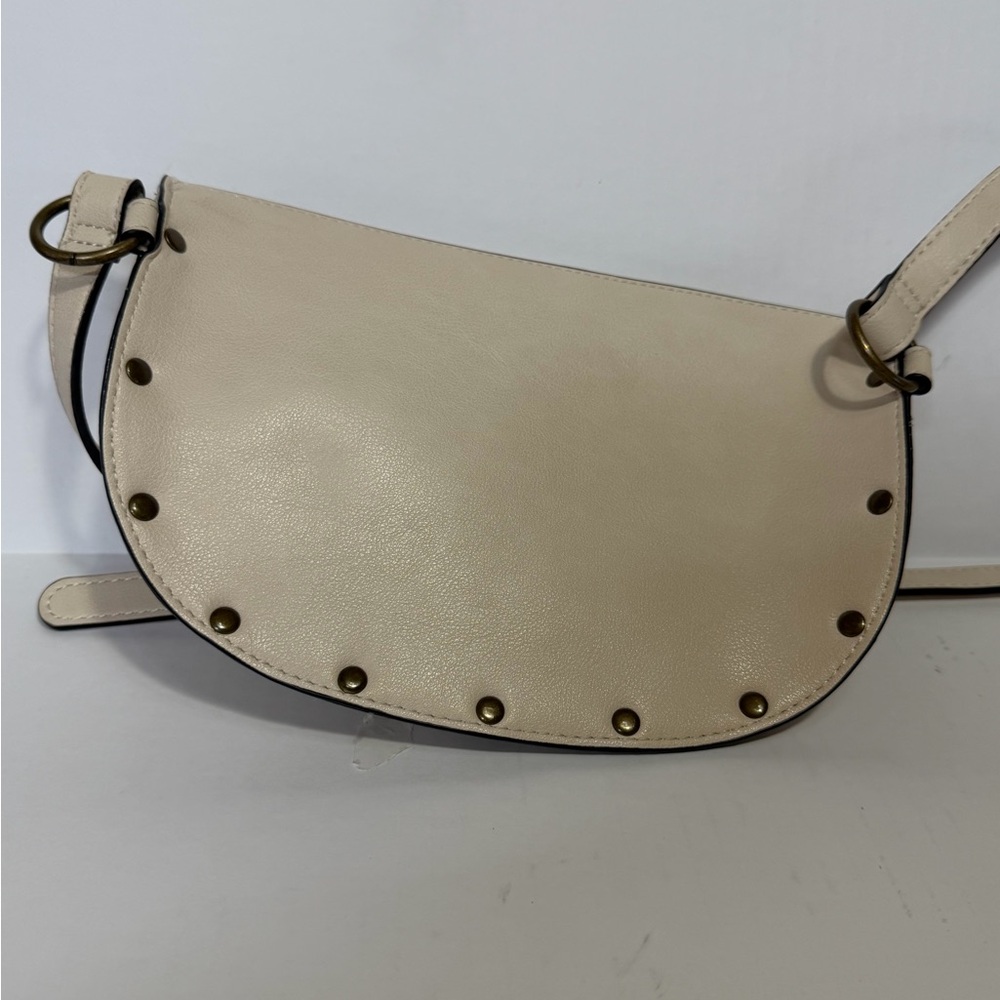 FRYE AND CO. Beige FannyPack with Gold Accents - Picture 2 of 6